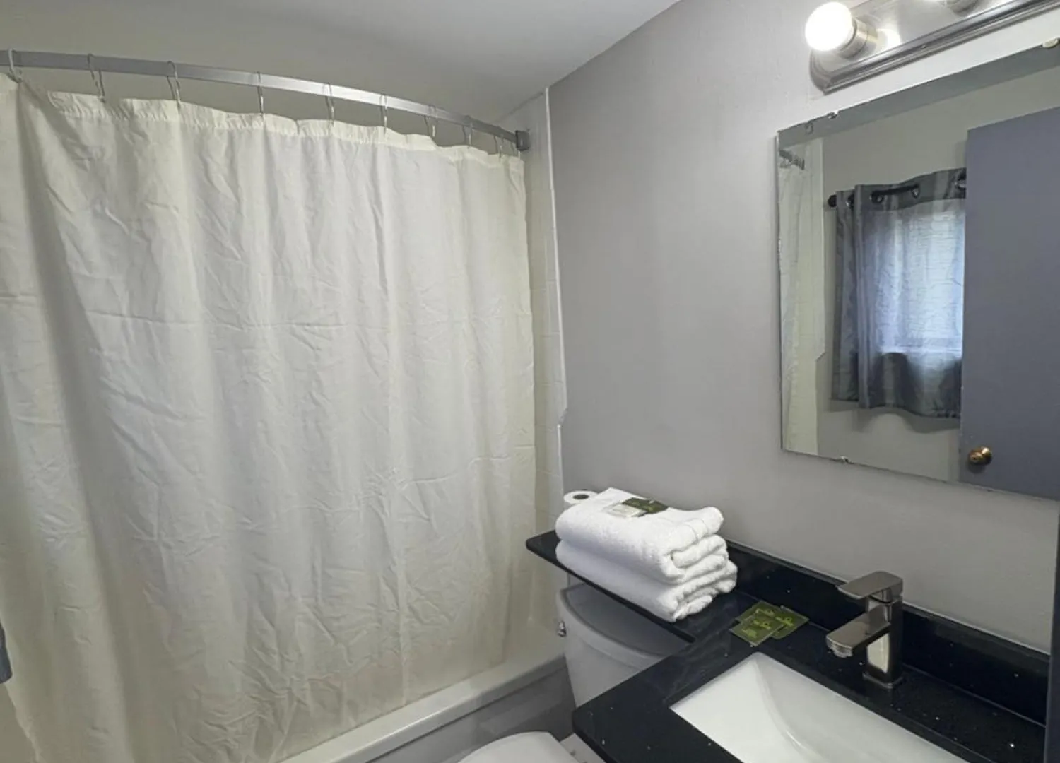 ** Motel Advance Inn Niagara Falls Canada
