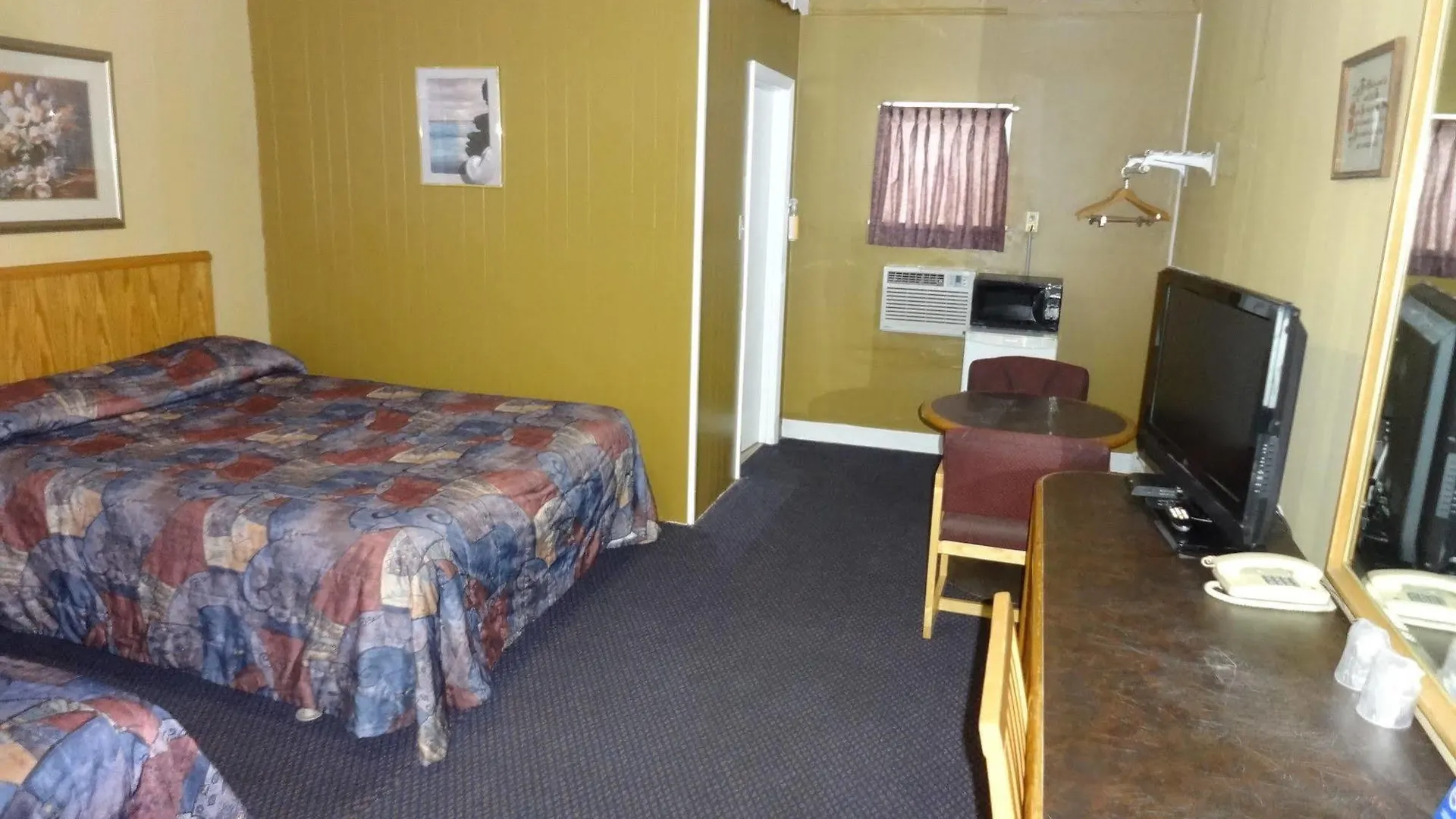 Advance Inn Niagara Falls Canada